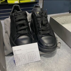 Alexander McQueen Oversized Sneaker “All Black”